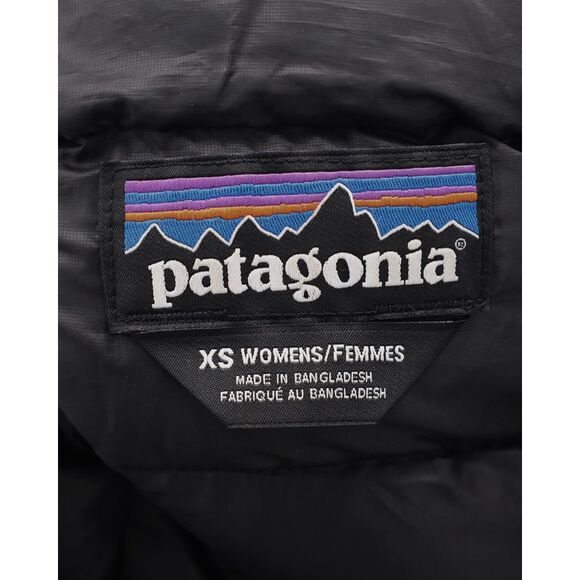 Patagonia Hooded Down Jacket in Black Polyester - Picture 4 of 4